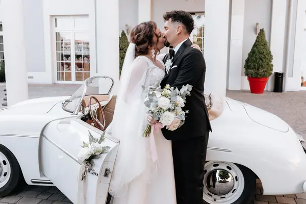 Para Młoda — Wedding Design