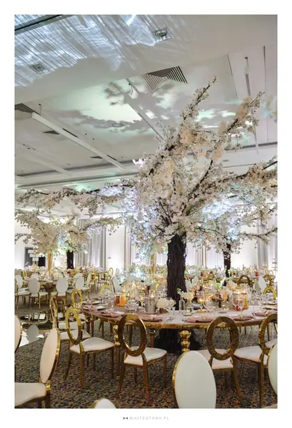 Sala weselna w pełnej dekoracji — Wedding Design