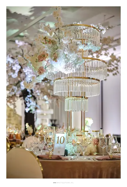 Sala weselna w pełnej dekoracji — Wedding Design