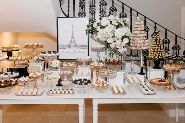 Słodki stół na weselu — Wedding Design