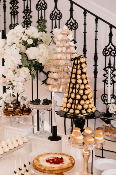 Słodki stół na weselu — Wedding Design