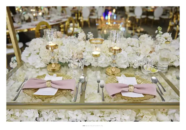 Nakrycie stołu weselnego — Wedding Design